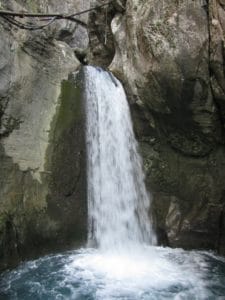 Grosser Wasserfall im Sapadere Canyon