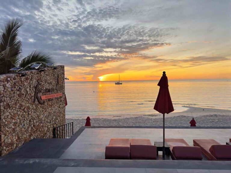 Kirikayan Boutique Resort Strand