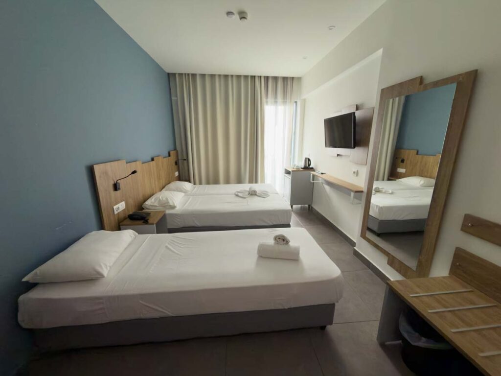 Zimmer: Dreibettzimmer im Pollis Hotel in Chersonissos